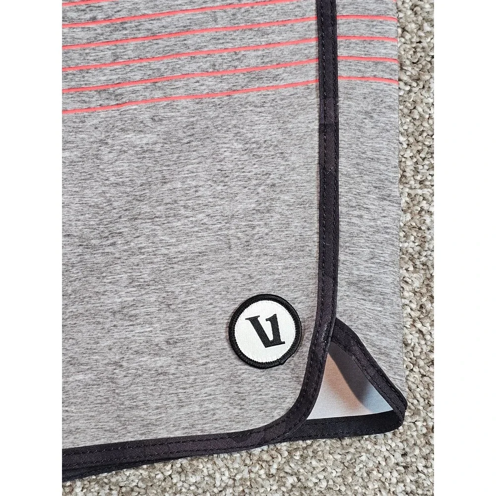 Vuori Cruise Boardshorts Mens 34 Grey Orange Stripe Colorblock V314 Swim Trunks
